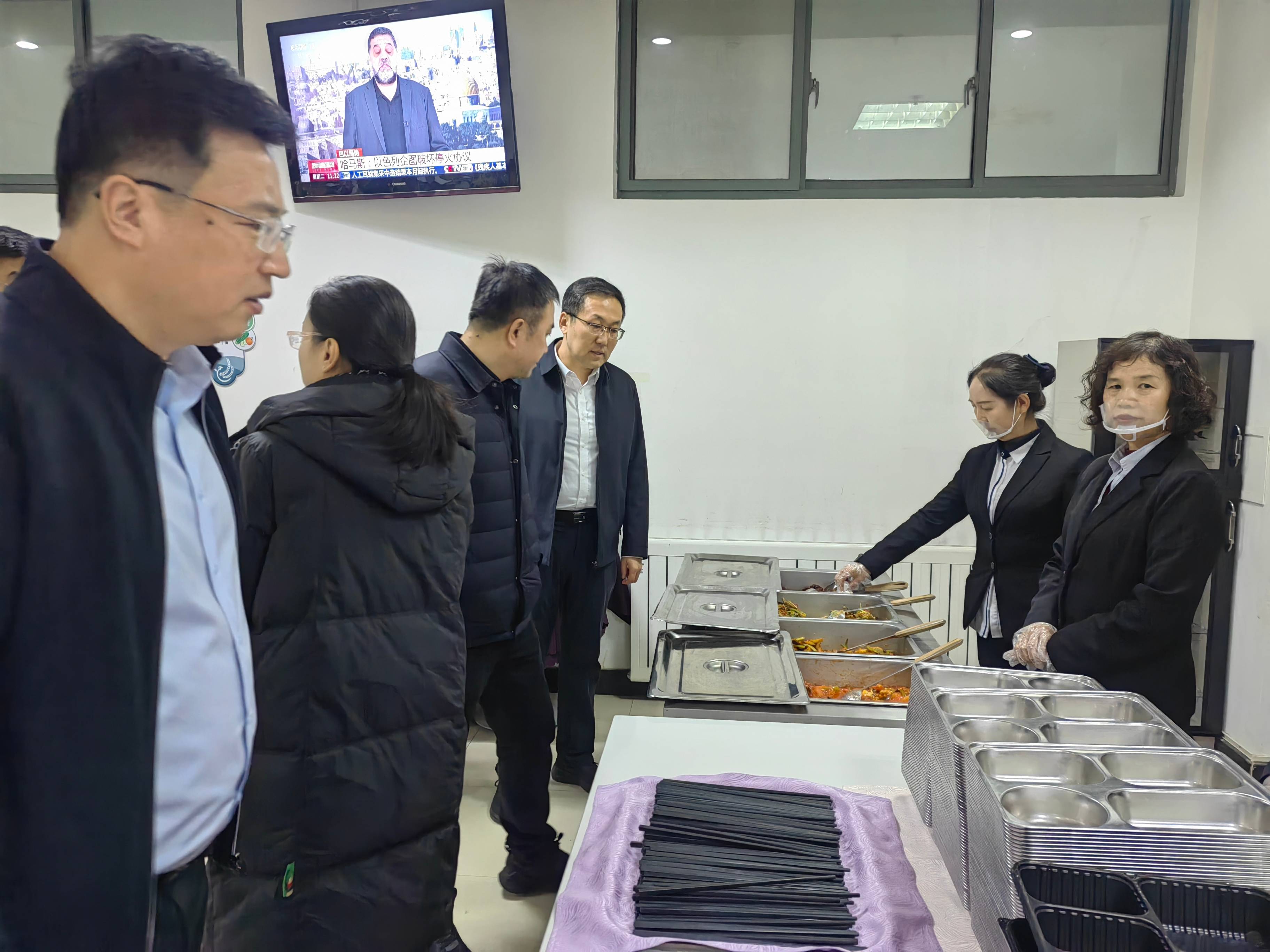 051741166926125737.jpg 會(huì)后參觀1(1).jpg